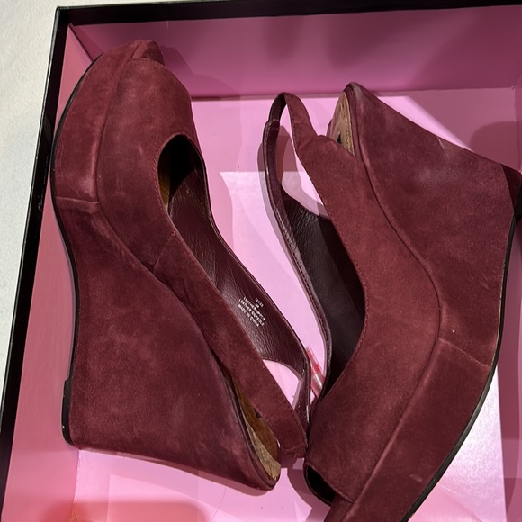 Steve Madden burgundy Teeze wedges size 9 - Picture 2 of 6